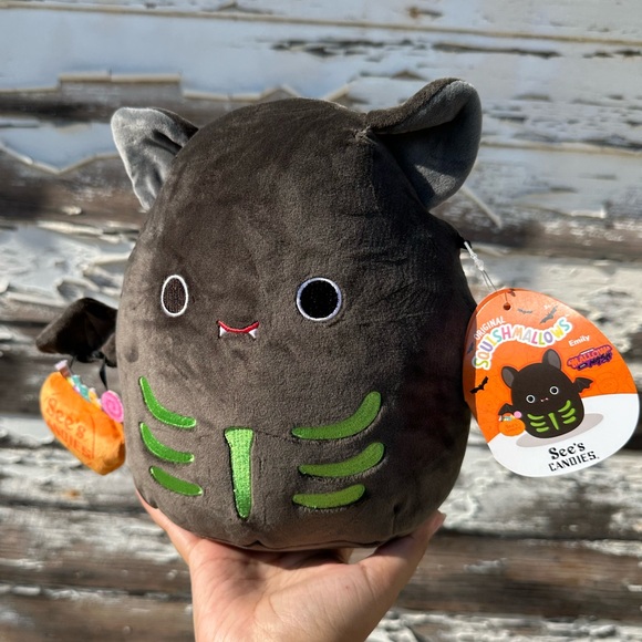 Emily the Bat mallow’ Mash Squishmallow 8” - NWT - Picture 3 of 8